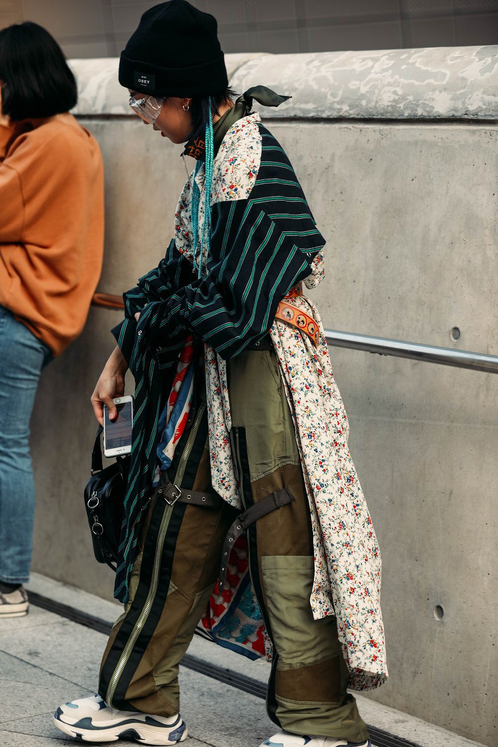 Olive Green Bomber Jacket with Studded Belt Olive Green Bomber Jacket with Studded Belt — Korean Winter Outfits