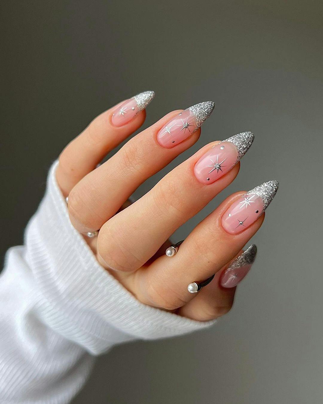 Sheer Pink Base With Silver Glitter Tips Visual Idea Sheer Pink Base With Silver Glitter Tips Visual Idea — Winter French Tip Nails