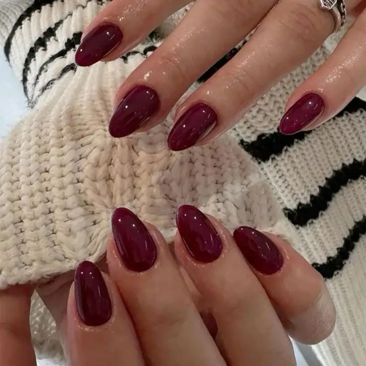 Rich Wine Cherry Red Short Almonds — Cherry Red Nails