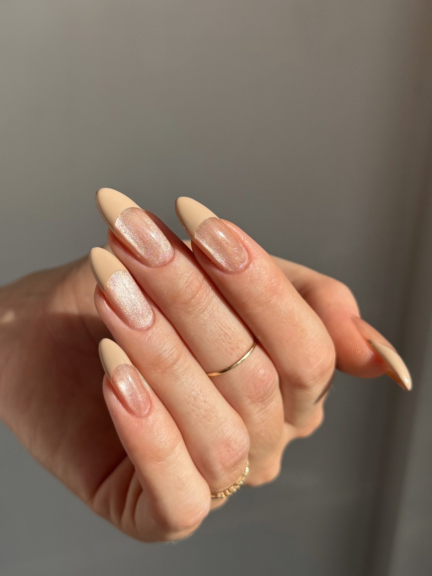 Nude Beige French Tip Cat Eye Nails Nude Beige French Tip Cat Eye Nails — Winter Cat Eye Nails