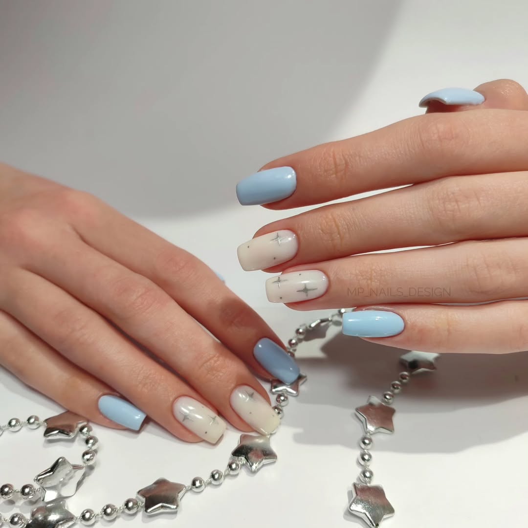 Light Blue and Cream Star Accent Nails Light Blue and Cream Star Accent Nails — Icy Blue Nails