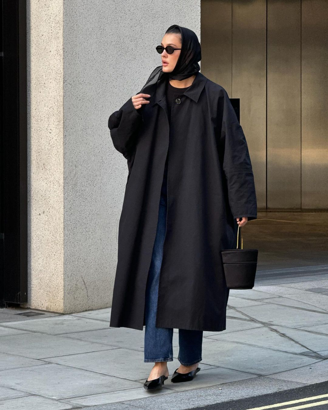 Casual Day Out Outfit Idea Casual Day Out Outfit Idea — Winter Outfits for Warm Weather