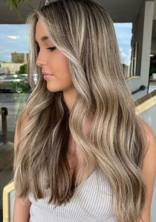 Ash Blonde With Root Shadow and Babylights Ash Blonde With Root Shadow and Babylights — Winter Hair Colors