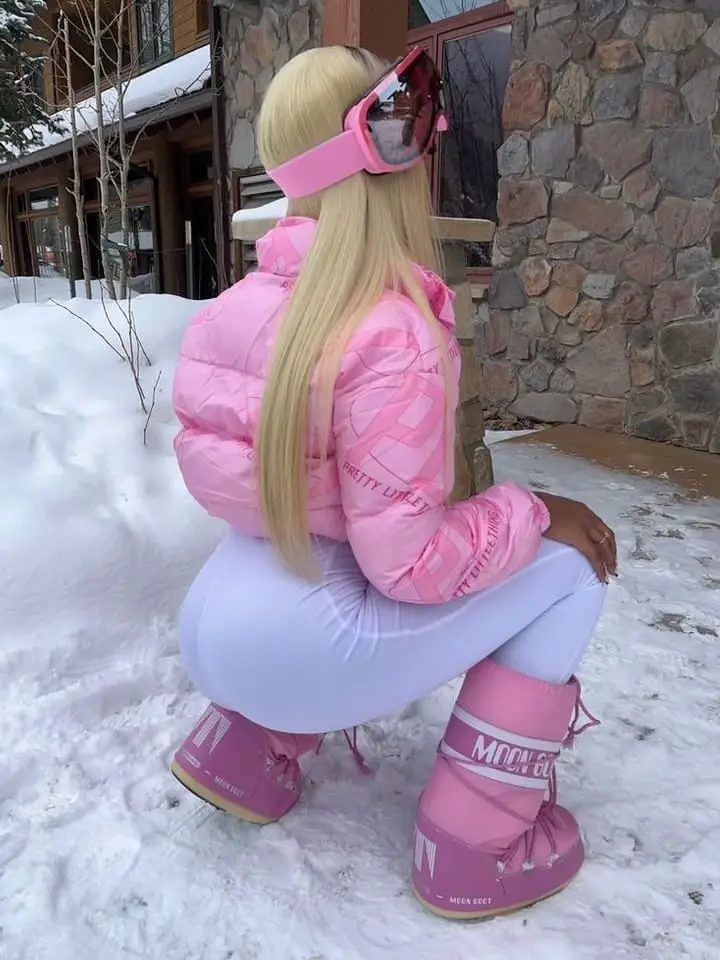 Coordinated Pink Ski Set with Matching Moon Boots and Goggles Coordinated Pink Ski Set with Matching Moon Boots and Goggles — Moon Boots Outfits