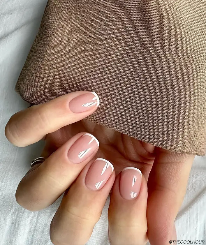 Thin White Line On Tips Visual Idea Thin White Line On Tips Visual Idea — Winter French Tip Nails