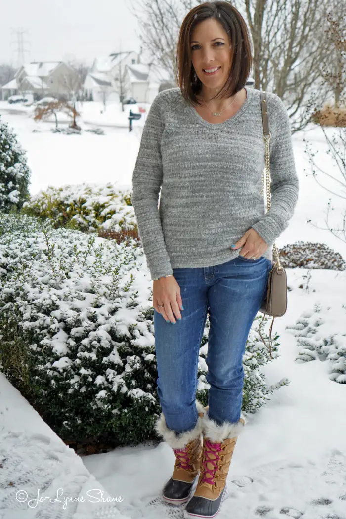 Fur-Trimmed Snow Boots and Crossbody Bag for a Practical Snow Day — Snow Day Outfits