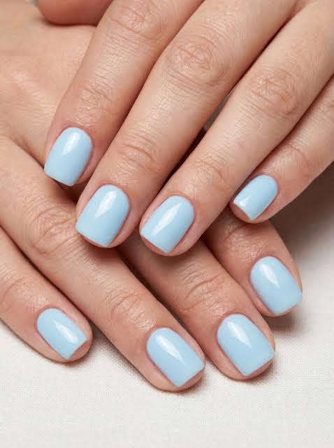 Crisp Icy Blue Glossy Nails Crisp Icy Blue Glossy Nails — Short Winter Nails