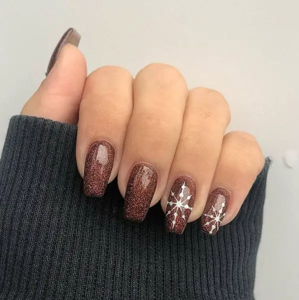 Brown Glitter Snowflake Short Coffin Nails Brown Glitter Snowflake Short Coffin Nails — Snowflake Nails