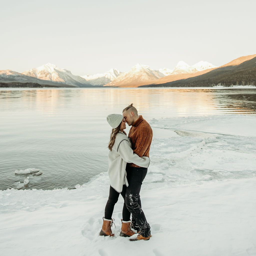 Cozy Couple's Style: Oversized Cardigan and Knit Sweater — Winter Photoshoot Outfits