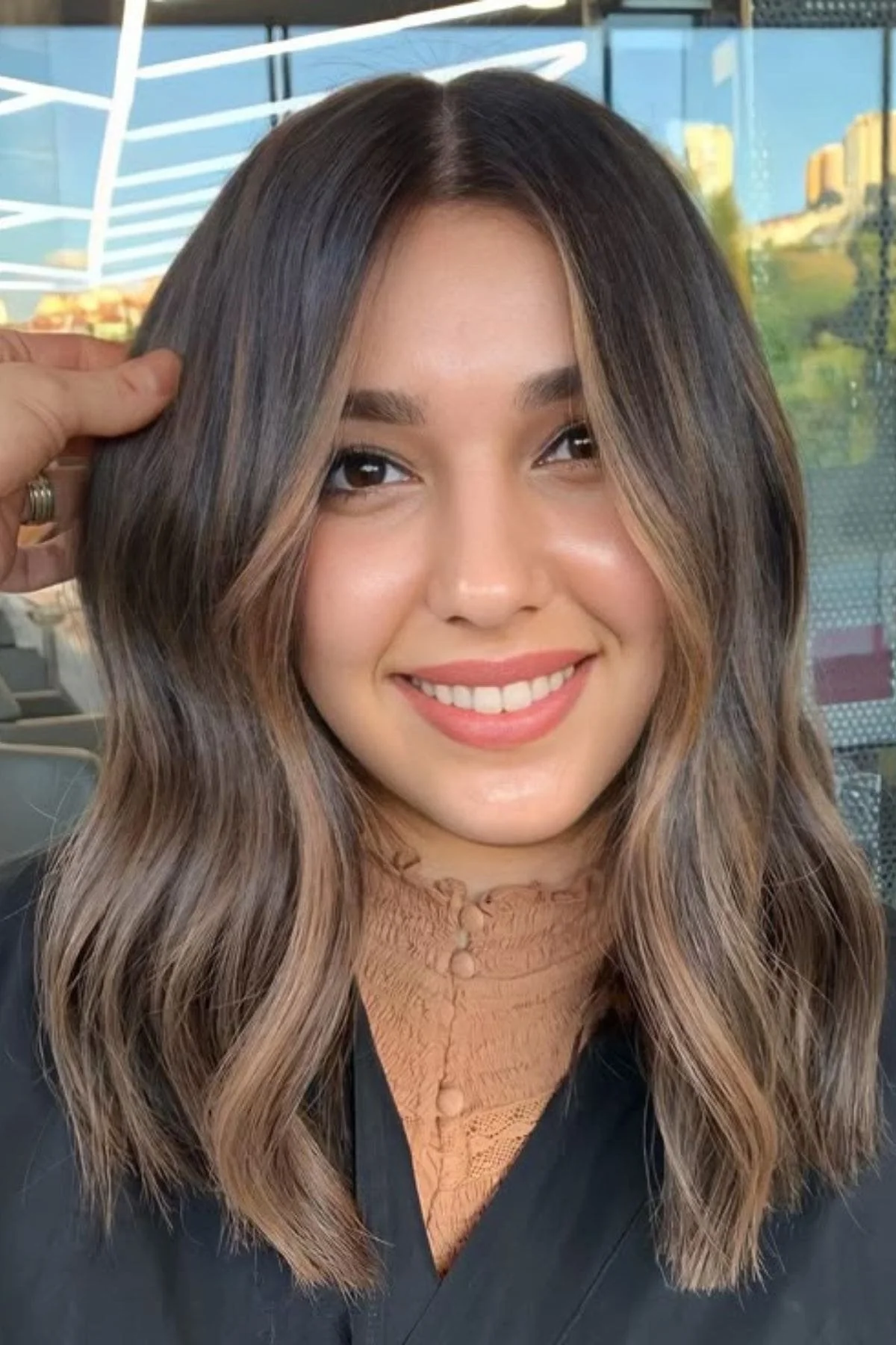 Collarbone Waves Dark Base Balayage Collarbone Waves Dark Base Balayage — Mushroom Brown Hair