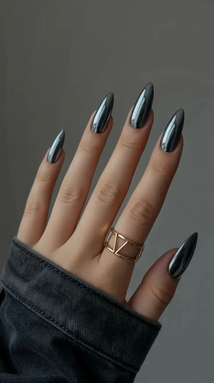 Dark Grey Mirror Chrome Stilettos Dark Grey Mirror Chrome Stilettos — Winter Chrome Nails