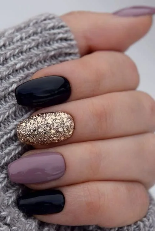 Black, Dusty Rose & Gold Glitter Oval Nails — January Nails
