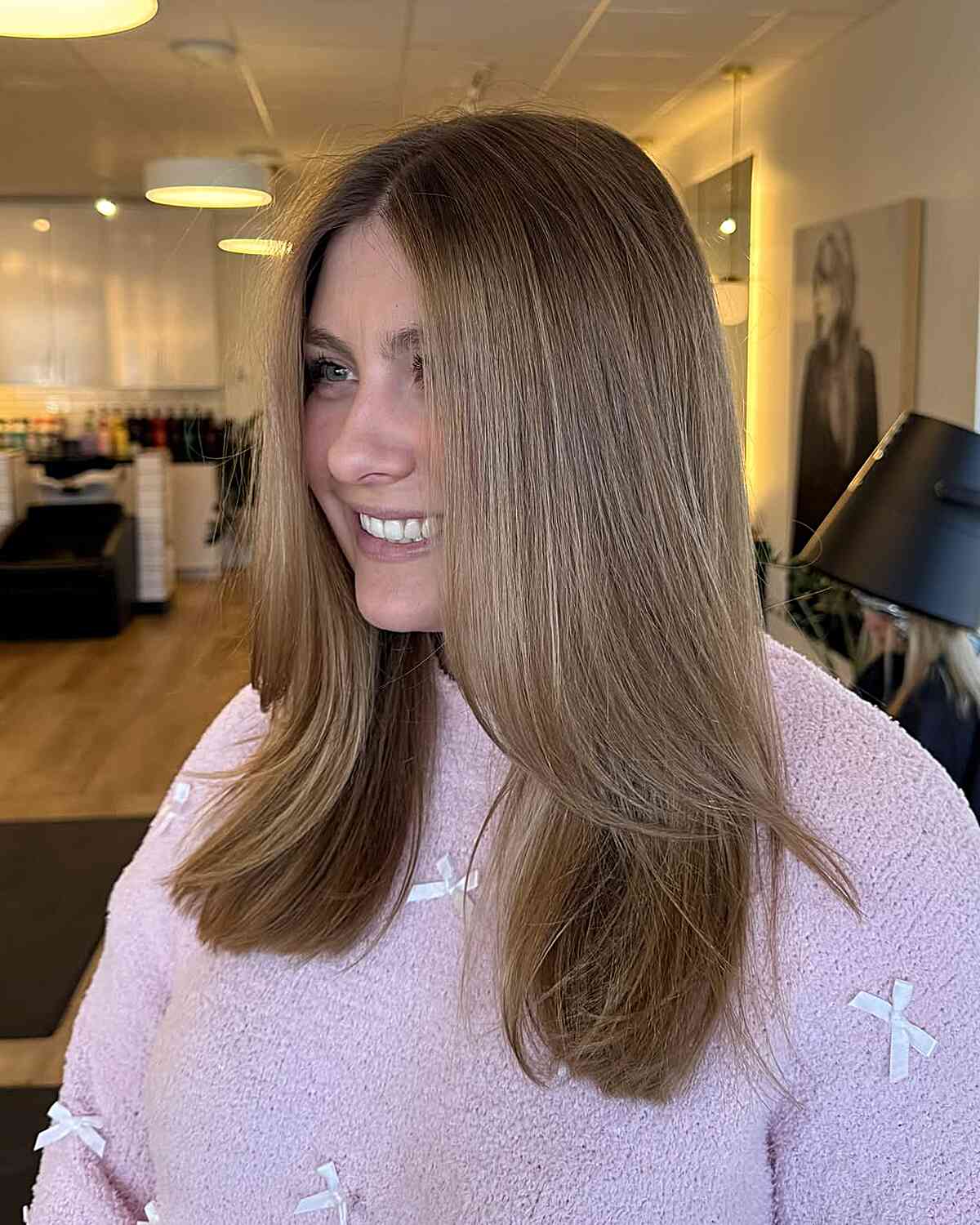 Collarbone Dark Blonde With Subtle Lowlights Collarbone Dark Blonde With Subtle Lowlights — Lowlights for Blonde Hair