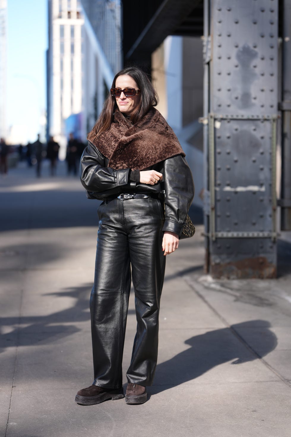 Casual Daytime Black Leather Trousers with Shearling Scarf — Leather Pants Outfits