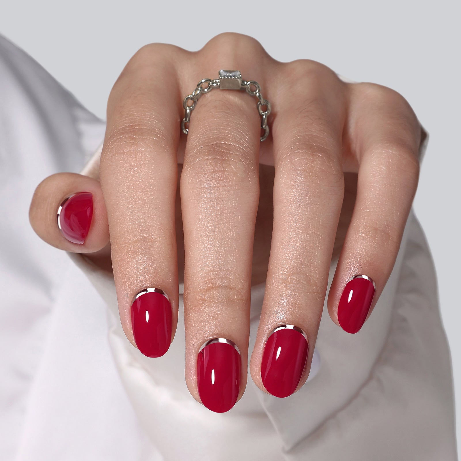 Modern Red with Silver Cuticle Line Modern Red with Silver Cuticle Line — Winter Red Nails