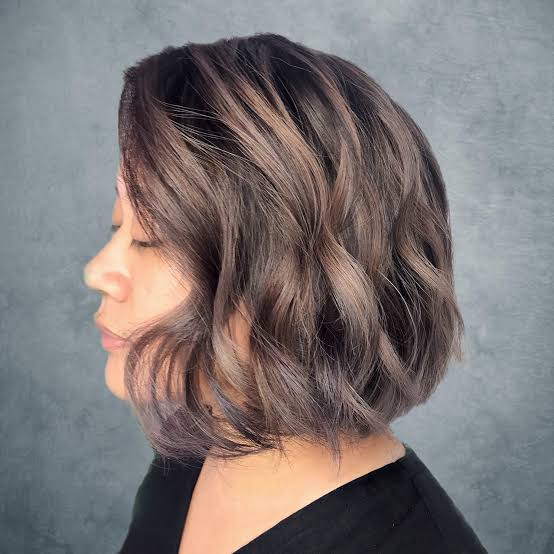 Bob Dark Base Ash-Grey Highlights Bob Dark Base Ash-Grey Highlights — Mushroom Brown Hair