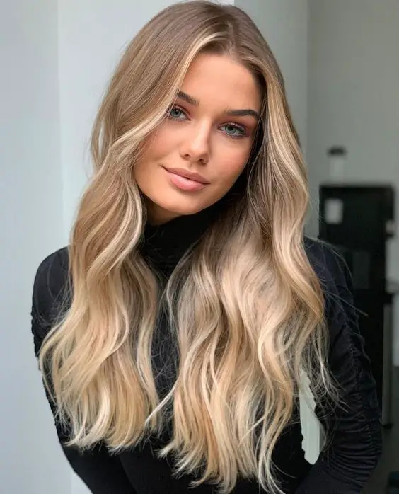 Ash Blonde With Platinum Highlights and Root Shadow Ash Blonde With Platinum Highlights and Root Shadow — Winter Hair Colors for Pale Skin