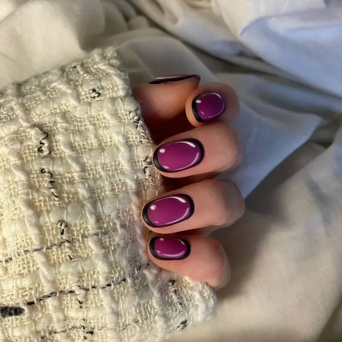 Graphic Purple with Black Outline Graphic Purple with Black Outline — Winter Purple Nails