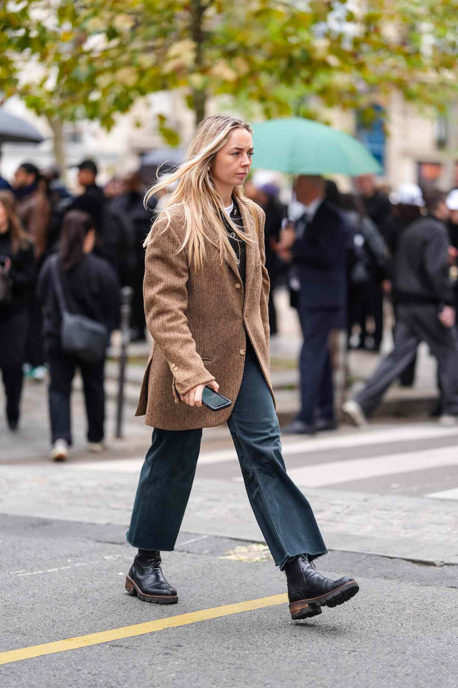 Casual Outing Outfit Idea Casual Outing Outfit Idea — Chelsea Boots Outfits