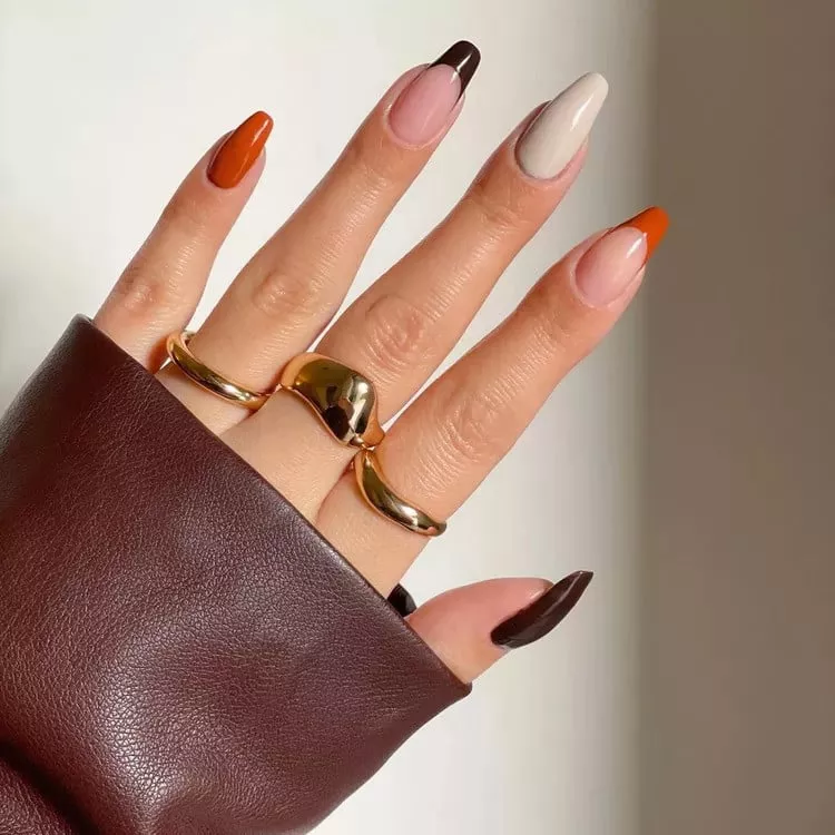 Color Block French Tips Visual Idea Color Block French Tips Visual Idea — Winter French Tip Nails