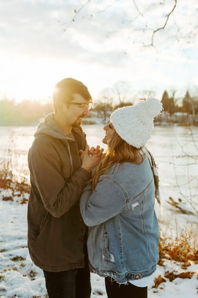 Denim Jacket and Chunky Beanie for a Casual Winter Couple's Shoot — Winter Photoshoot Outfits