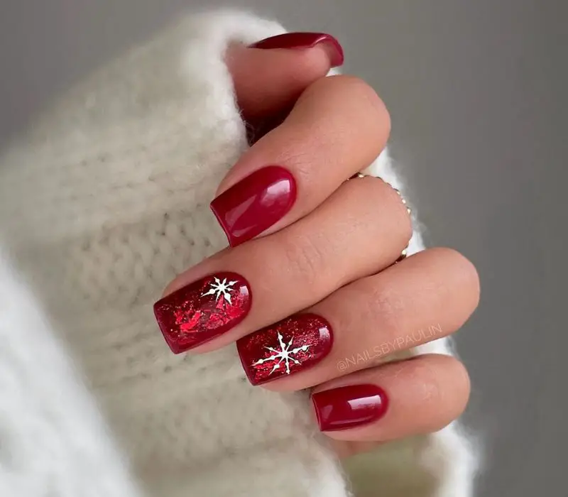 Deep Red Holiday Mix Nails Deep Red Holiday Mix Nails — Winter Red Nails