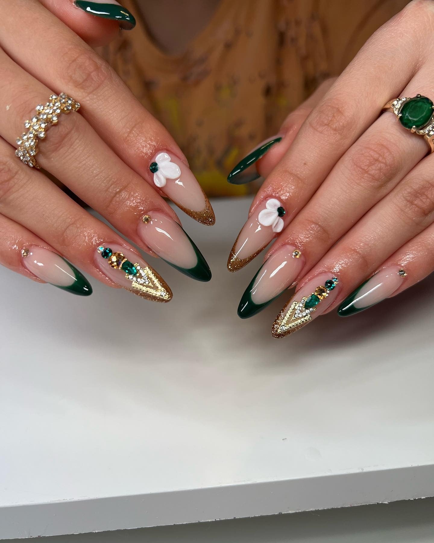 Long Stiletto Emerald Glitter French with Florals Long Stiletto Emerald Glitter French with Florals — Emerald Green Nails