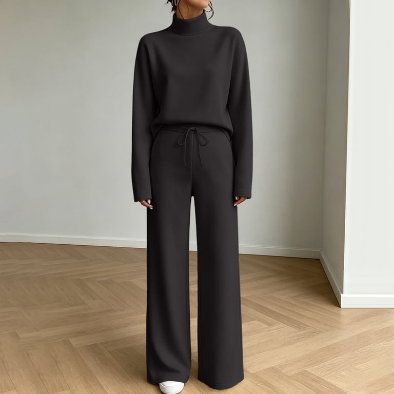 Black Two-Piece Set with Wide-Leg Pants Black Two-Piece Set with Wide-Leg Pants — Winter Airport Outfits