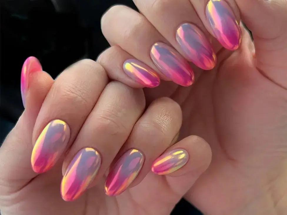 Chrome Iridescent Visual Idea Chrome Iridescent Visual Idea — Ombre Nail Designs