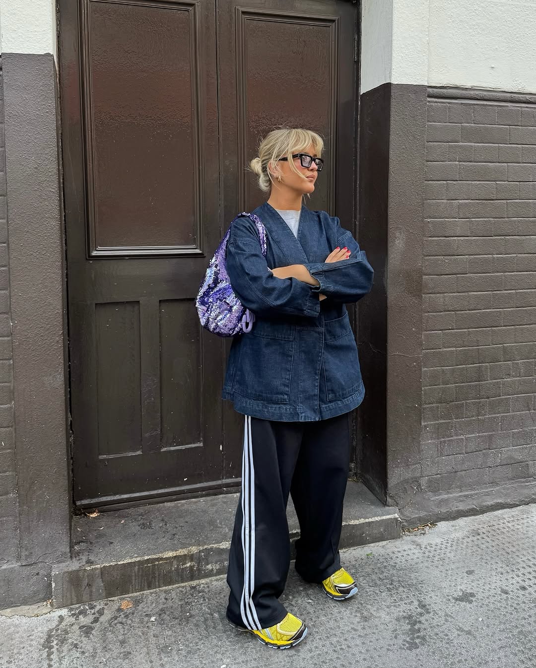Puffer Jacket and Hoodie with Track Pants and White Sneakers Puffer Jacket and Hoodie with Track Pants and White Sneakers — Winter Outfits with Sneakers