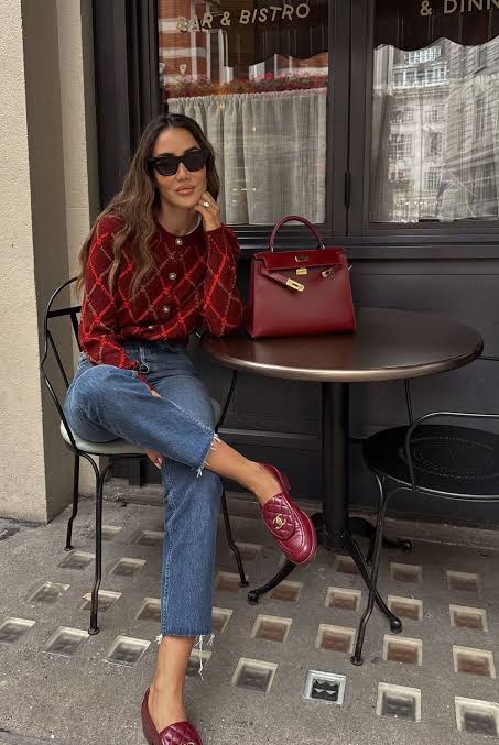 Cozy Burgundy Knit Set with Oversized Scarf and Pointed Heels Cozy Burgundy Knit Set with Oversized Scarf and Pointed Heels — Burgundy Outfits