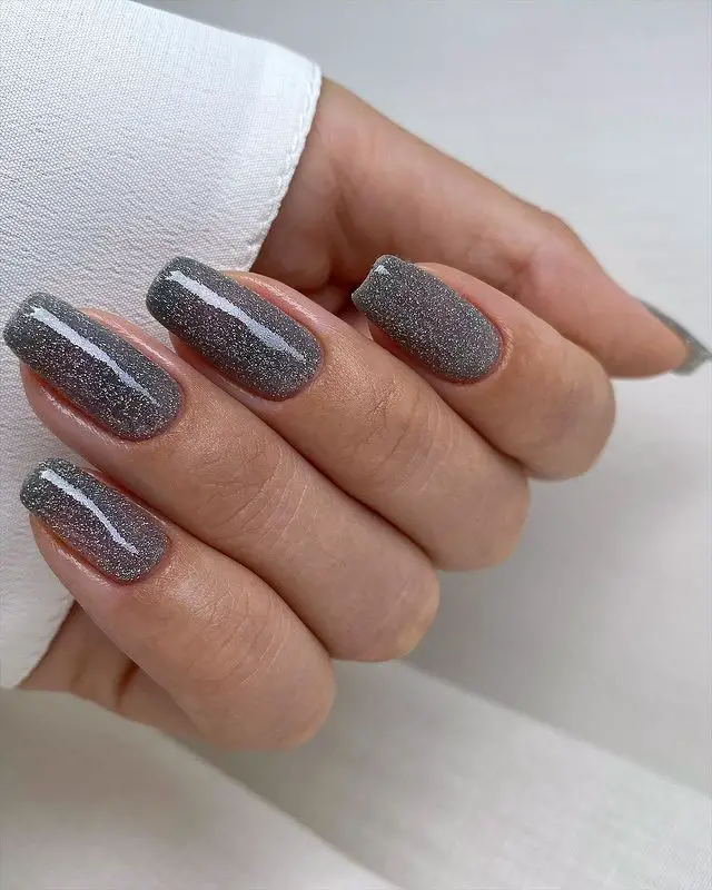 Medium Square Silver Glitter Nails Medium Square Silver Glitter Nails — Winter Gray Nails