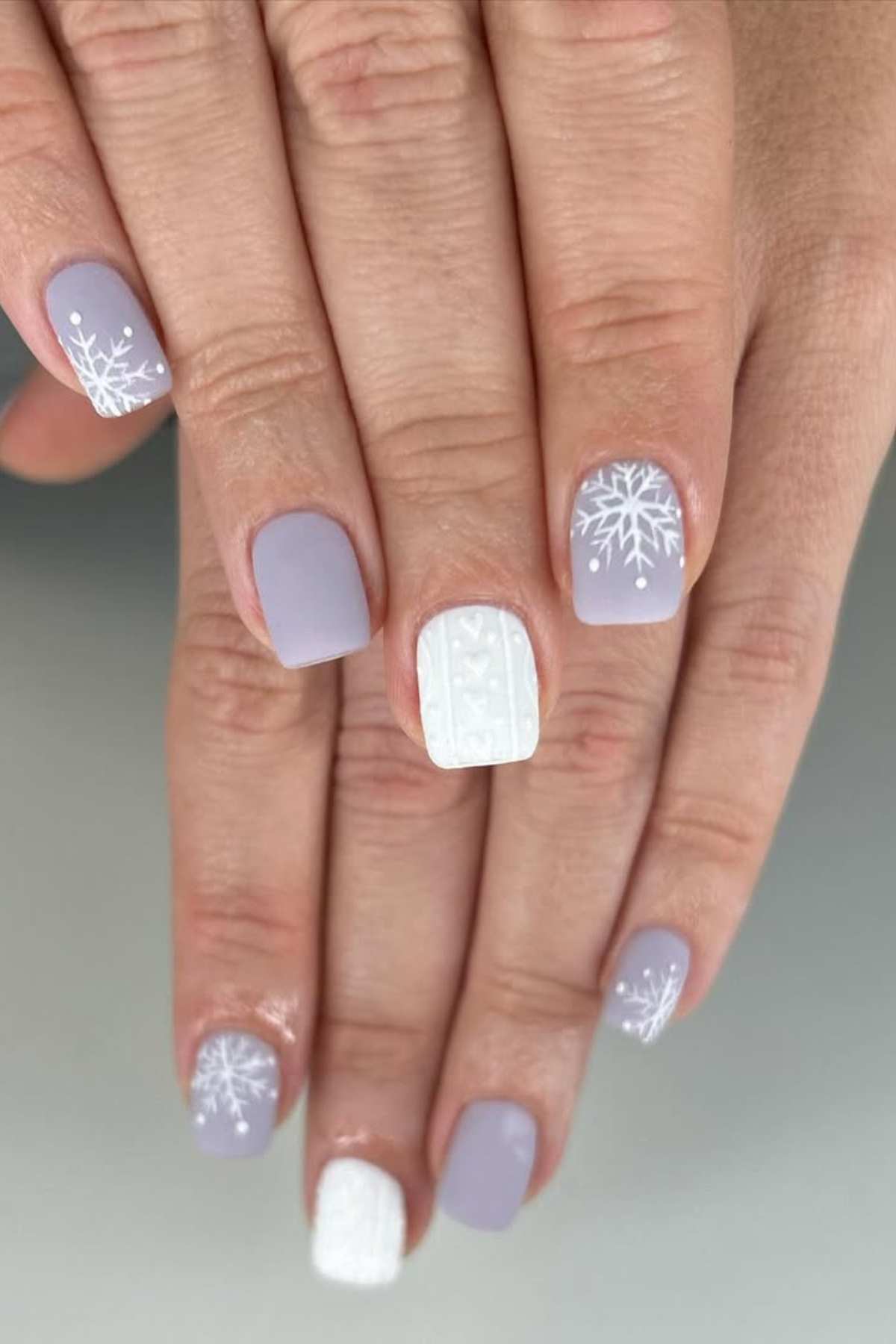 Snowflake Sweater Nails Snowflake Sweater Nails — Winter Nail Designs