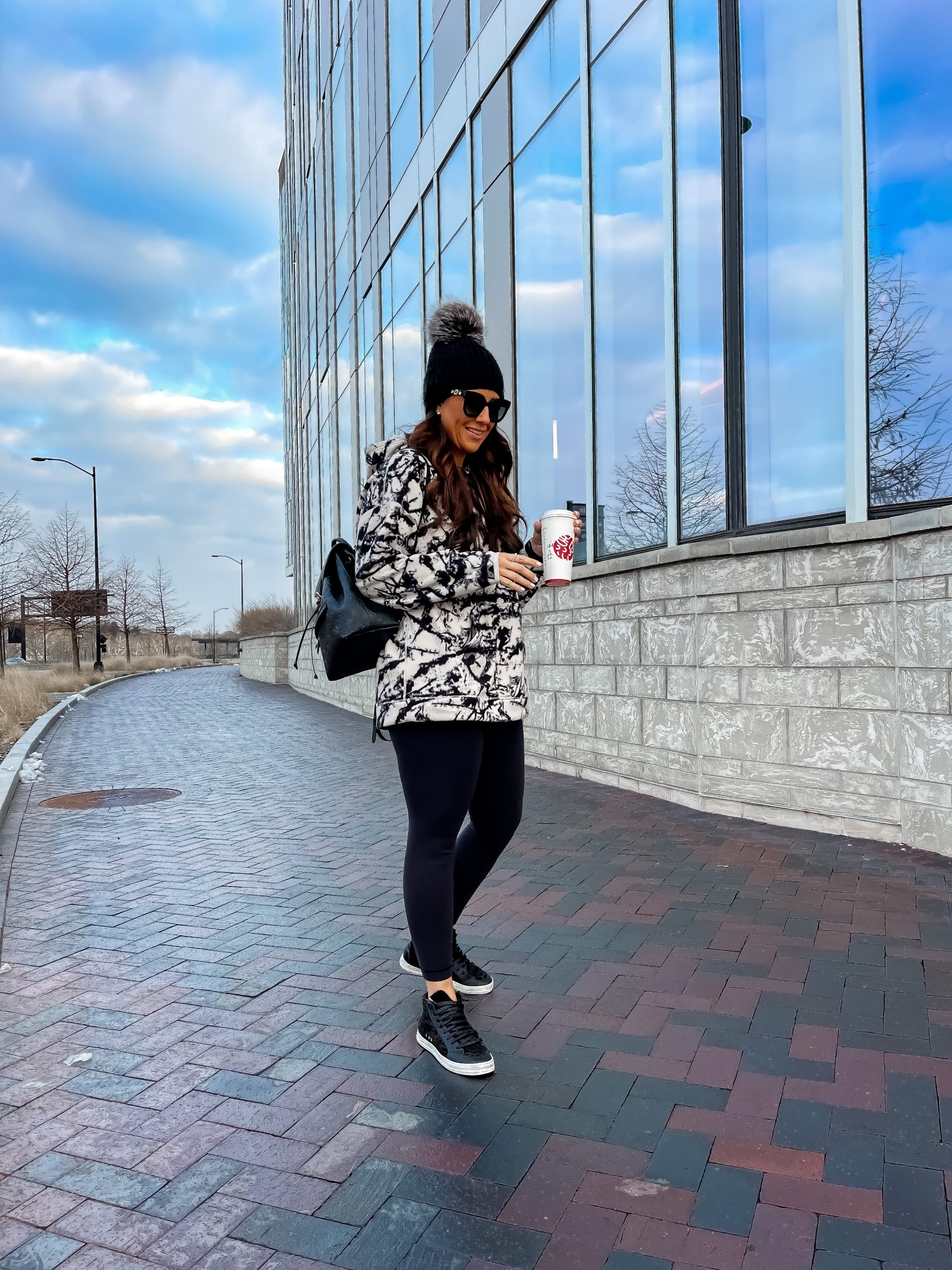 Patterned Puffer Jacket with Black Beanie and Leggings Patterned Puffer Jacket with Black Beanie and Leggings — Winter Athleisure Outfits