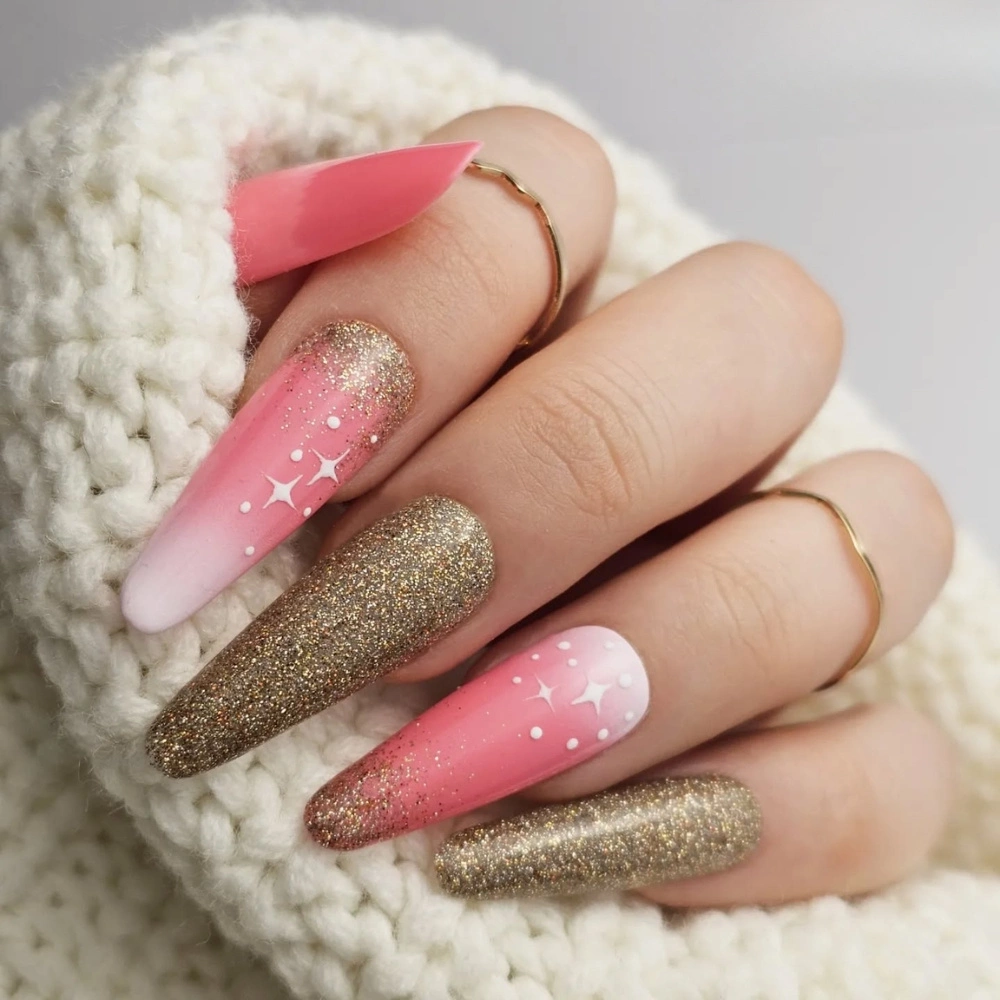 Ombre and Gold Glitter Extra-Long Coffin Nails Ombre and Gold Glitter Extra-Long Coffin Nails — Cute Winter Nails