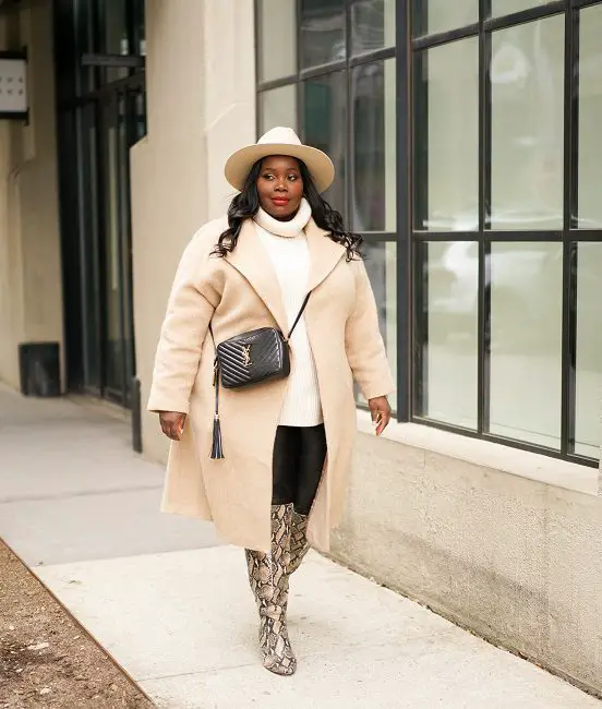Chic Beige Coat with Leather Pants and Snakeskin Boots Chic Beige Coat with Leather Pants and Snakeskin Boots — Winter Outfits for Women Over 50