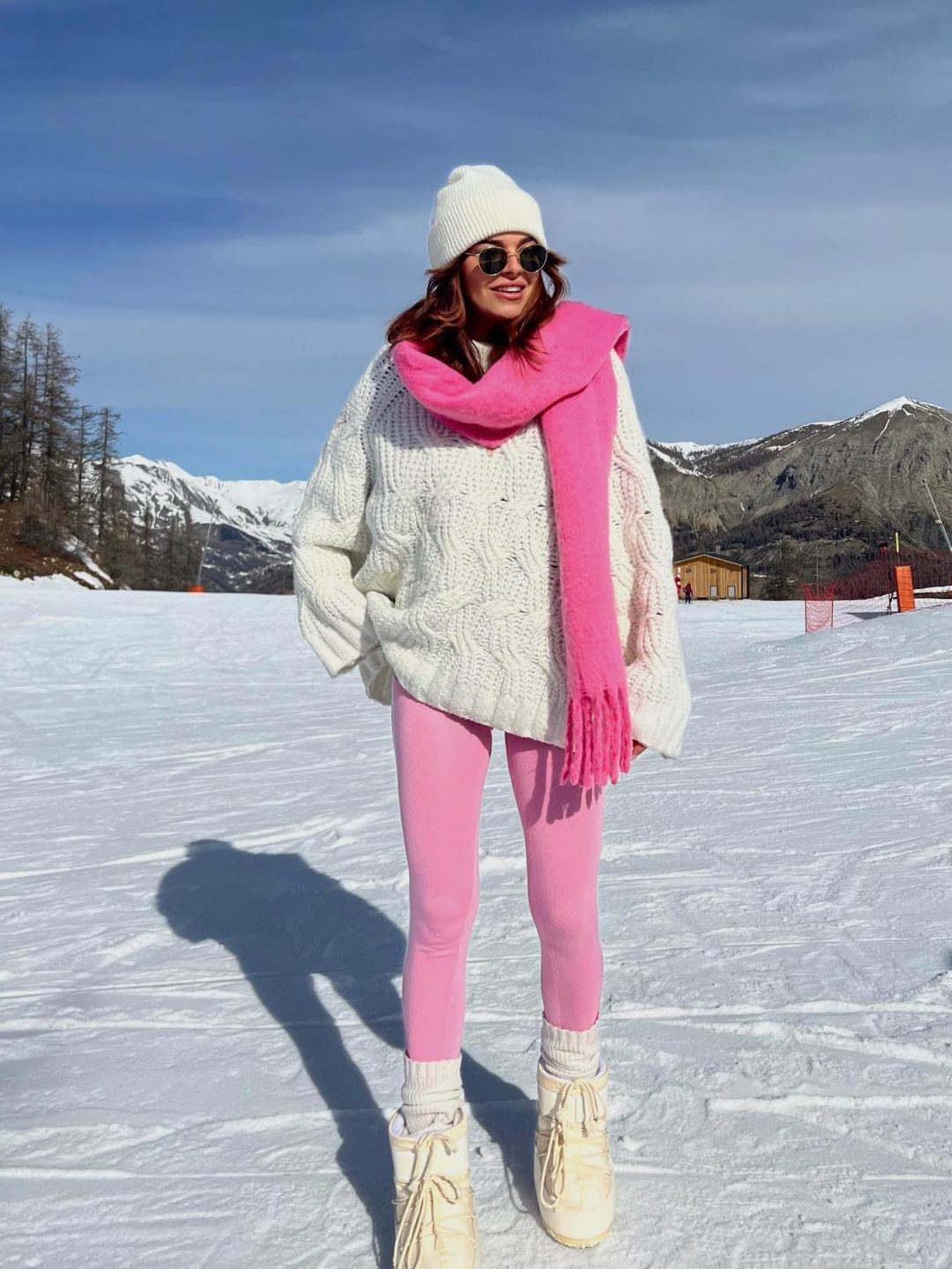 Playful Houndstooth Leggings and Striped Top for Apres Ski Playful Houndstooth Leggings and Striped Top for Apres Ski — Apres Ski Outfits
