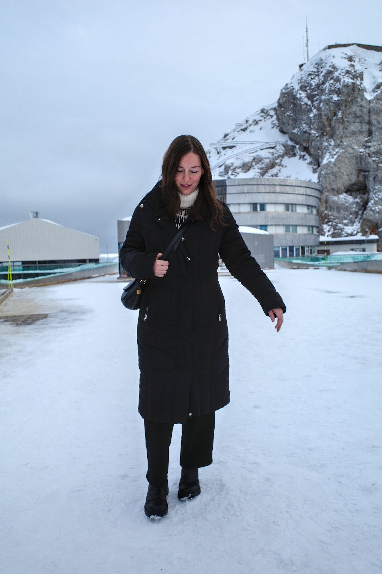 Long Puffer Coat for Maximum Warmth Long Puffer Coat for Maximum Warmth — Late Winter Outfits