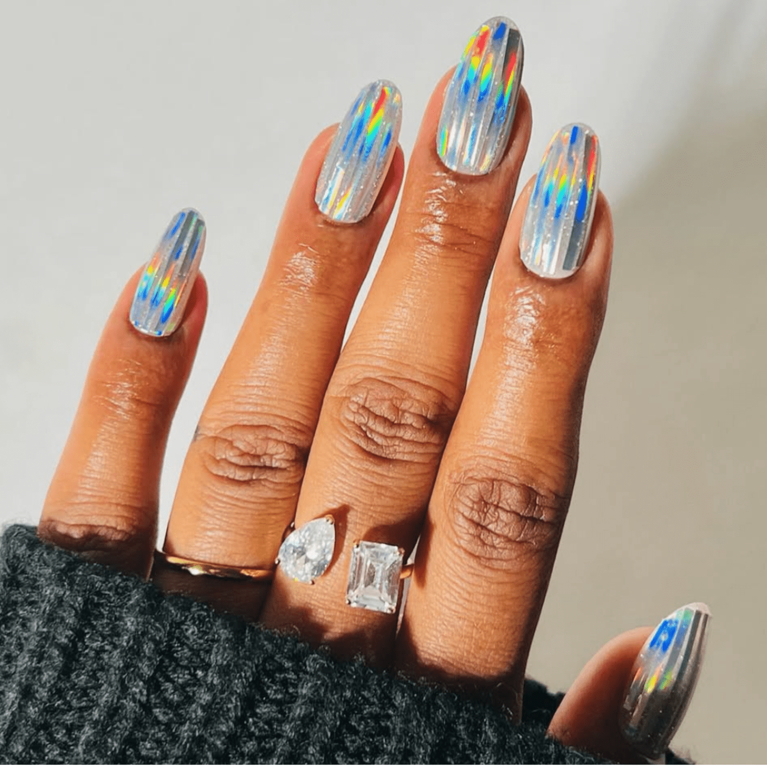 Holographic Silver Chrome with Etched Lines — Chrome Nail Designs