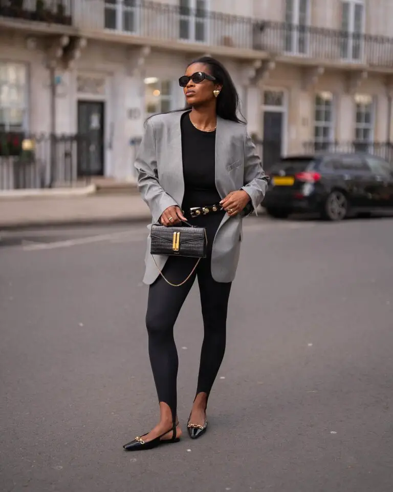Stirrup Leggings with Blazer and Pointed-Toe Flats Stirrup Leggings with Blazer and Pointed-Toe Flats — Winter Outfits with Leggings