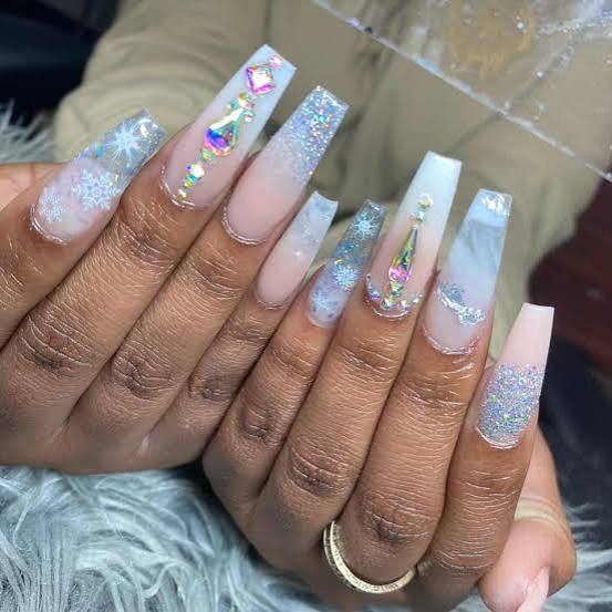 Glitter Gradient with Snowflake Decals Glitter Gradient with Snowflake Decals — Winter Acrylic Nail Colors