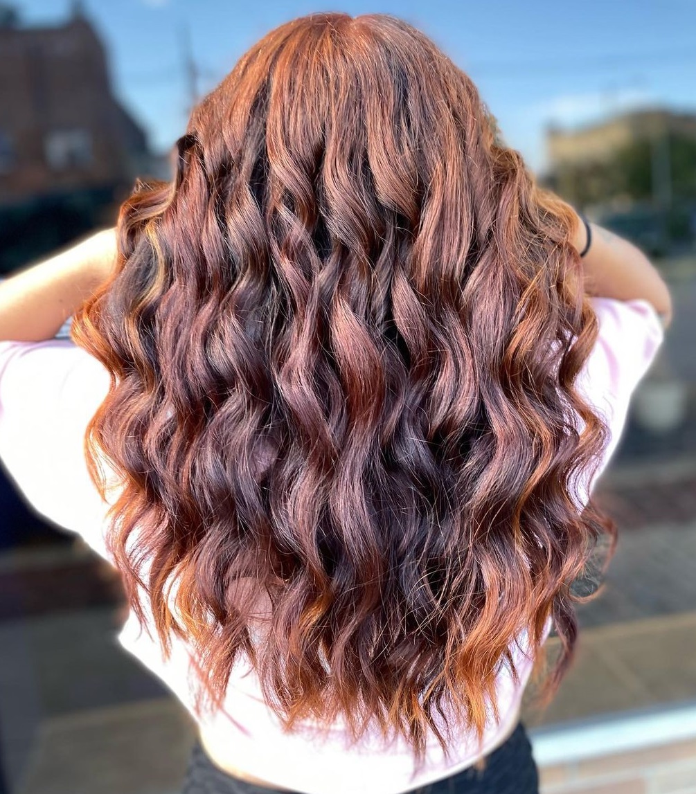 Vibrant Chestnut Brown With Reddish Tones Vibrant Chestnut Brown With Reddish Tones — Chestnut Brown Hair