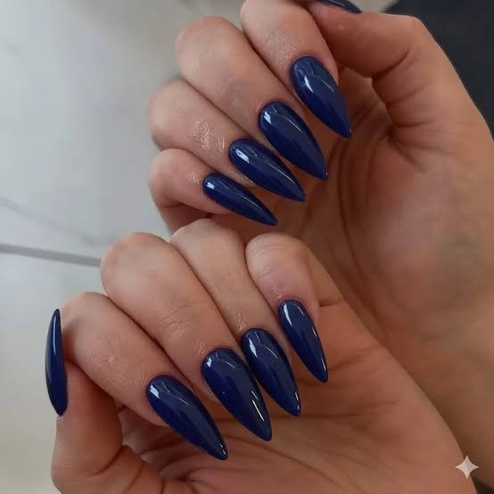 Blue Nails: The Shade Suddenly Taking Over This Summer | Mirellé Inspo