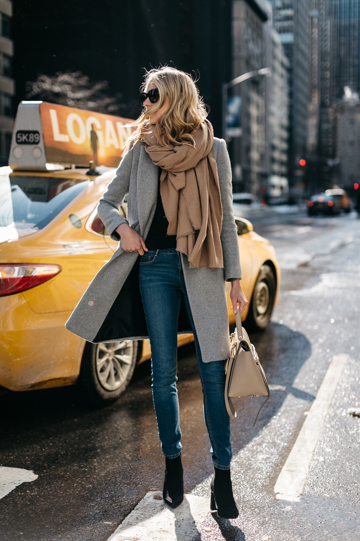 Grey Wool Coat with a Large Beige Scarf for Casual NYC Days Grey Wool Coat with a Large Beige Scarf for Casual NYC Days — NYC Winter Outfits
