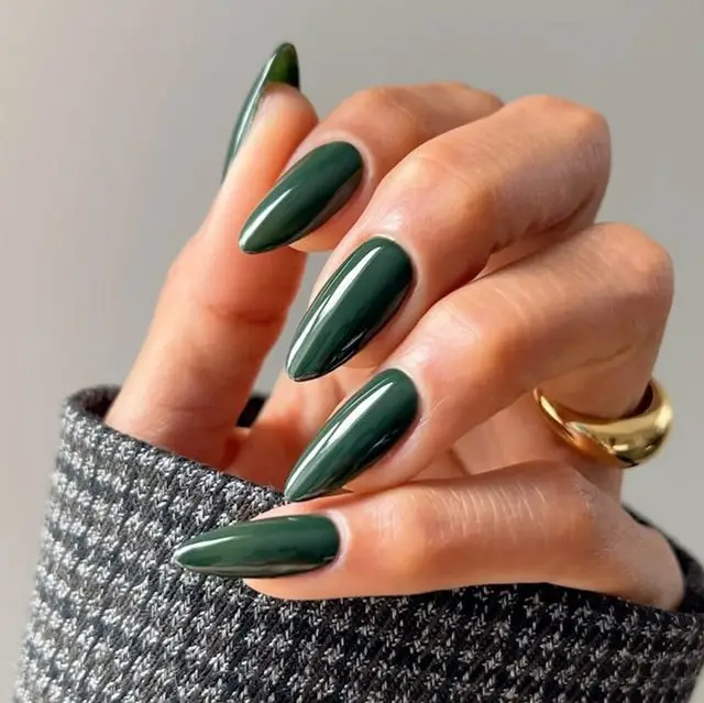Deep Forest Green Glossy Almond Nails Deep Forest Green Glossy Almond Nails — Winter Nail Colors