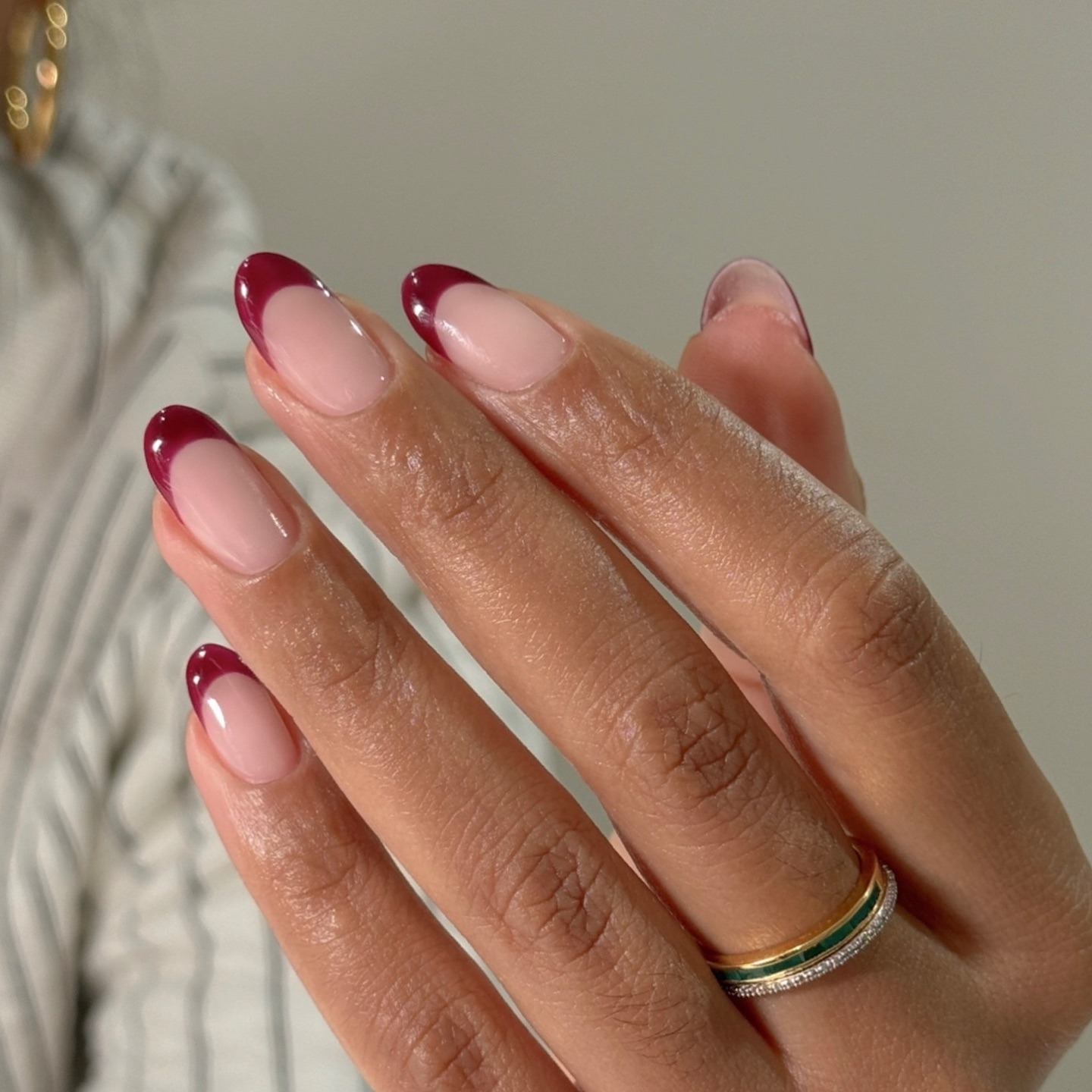 Deep Burgundy French Tips Visual Idea Deep Burgundy French Tips Visual Idea — Winter French Tip Nails