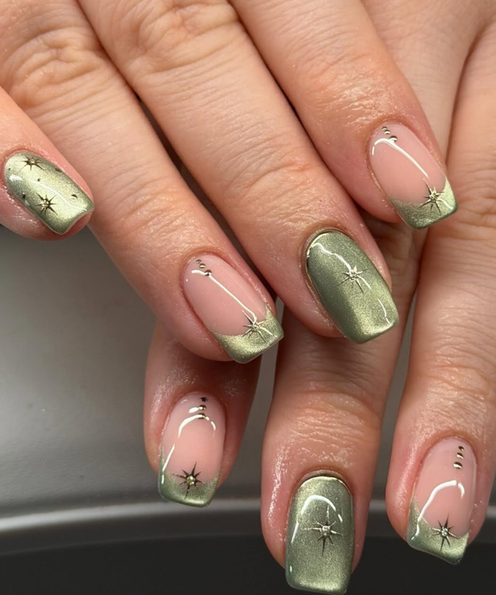 Pale Green Metallic French Tip Square Nails Pale Green Metallic French Tip Square Nails — Green Nail Designs