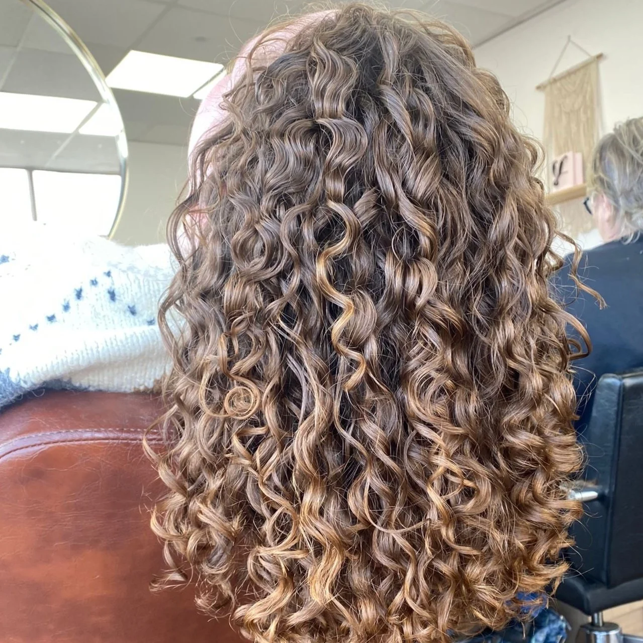 Mid-Back Curly Medium Brown With Golden Balayage Mid-Back Curly Medium Brown With Golden Balayage — Winter Hair Colors for Curly Hair