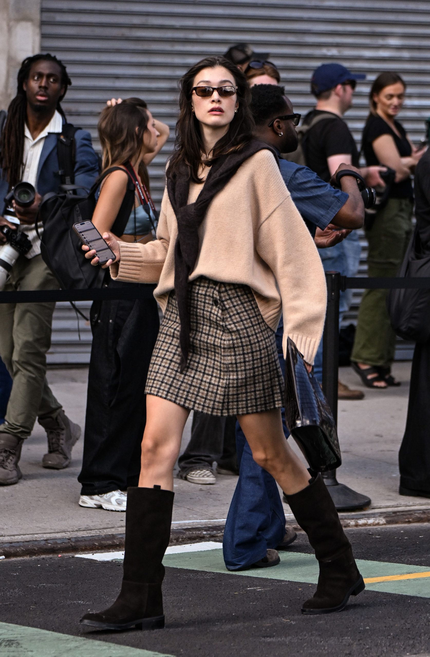 Cozy Autumn Style with Plaid Mini Skirt and Brown Suede Boots Cozy Autumn Style with Plaid Mini Skirt and Brown Suede Boots — Slouchy Boots Outfits