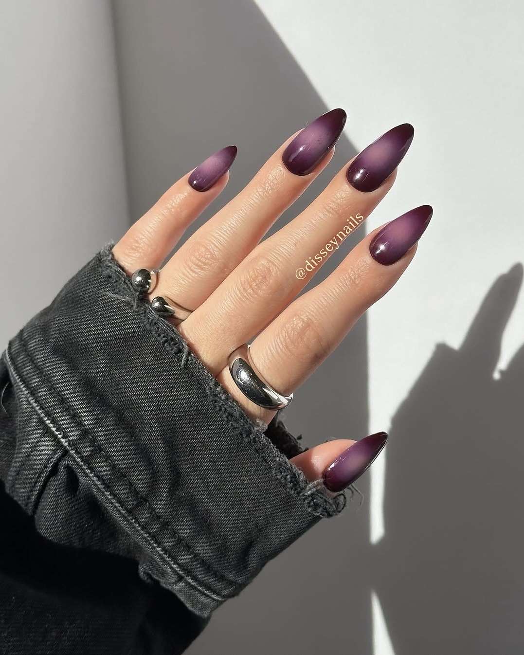 Nude to Purple Glitter Ombre Nude to Purple Glitter Ombre — Winter Purple Nails